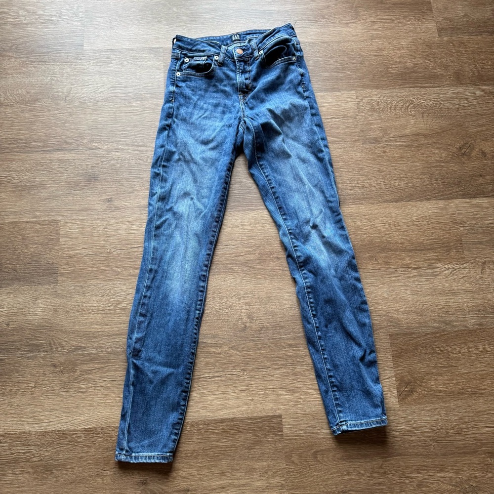 Gap Curvy Women’s True Skinny Jeans Size 2 26L